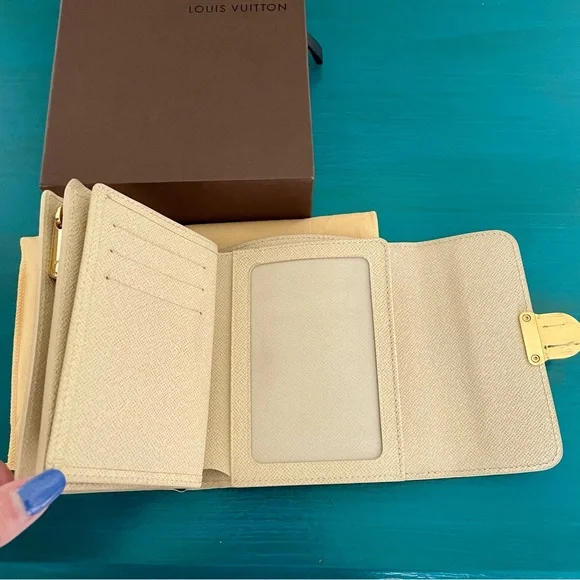 Louis Vuitton PF Joey Damier Azur Compact Wallet N60030 - Picture 3 of 12